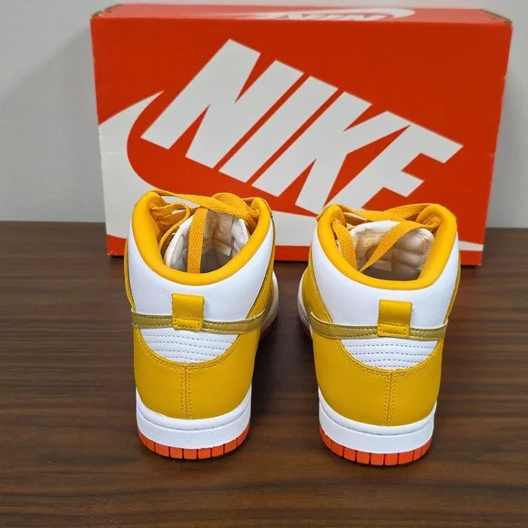 Nike Dunk High (2021) "University Gold" Women's Size 5.5 DQ4691 700 New - Picture 4 of 9